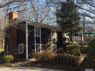 1 Dodge Ln, Setauket, NY 11733