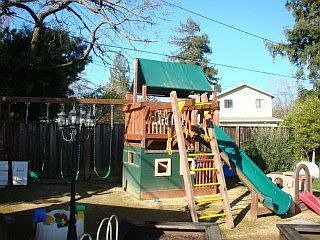 2nd image of 1418 Maddux Dr