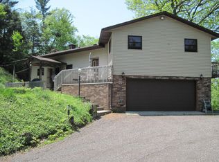 9120 Trails End Dr, Montague, MI 49437