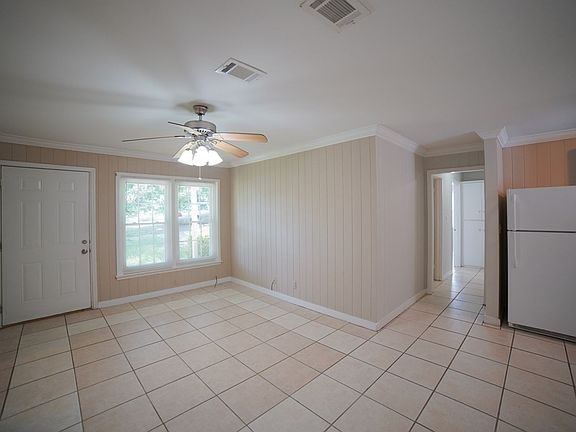 3rd image of 3424 Orlando Dr #1