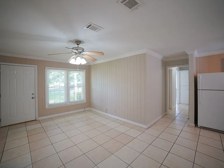 3424 Orlando Dr — Photo 3