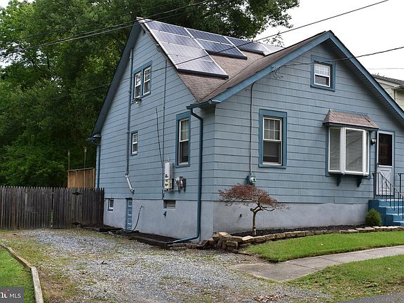 3rd image of 8613 Githens Ave