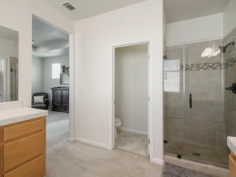 4352 Middlefield Dr — Photo 29