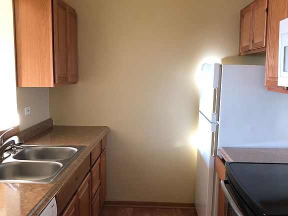 4th image of 330 Leah Ln APT 3A