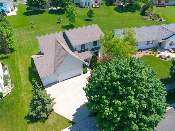 465 Austin Ln, Fond Du Lac, WI 54935