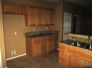 1536 Whiteoak Dr, Perris, CA 92571