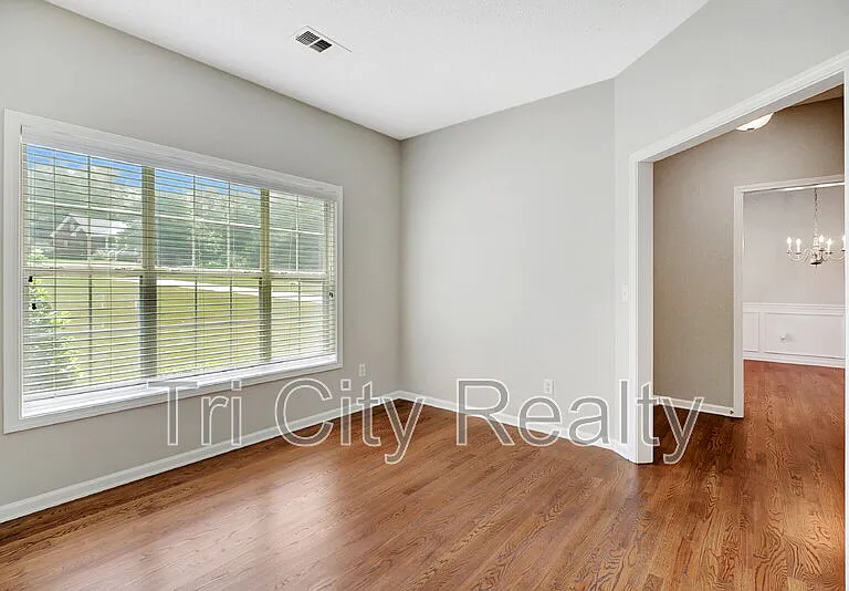 75 Rock Mill Ct — Photo 4