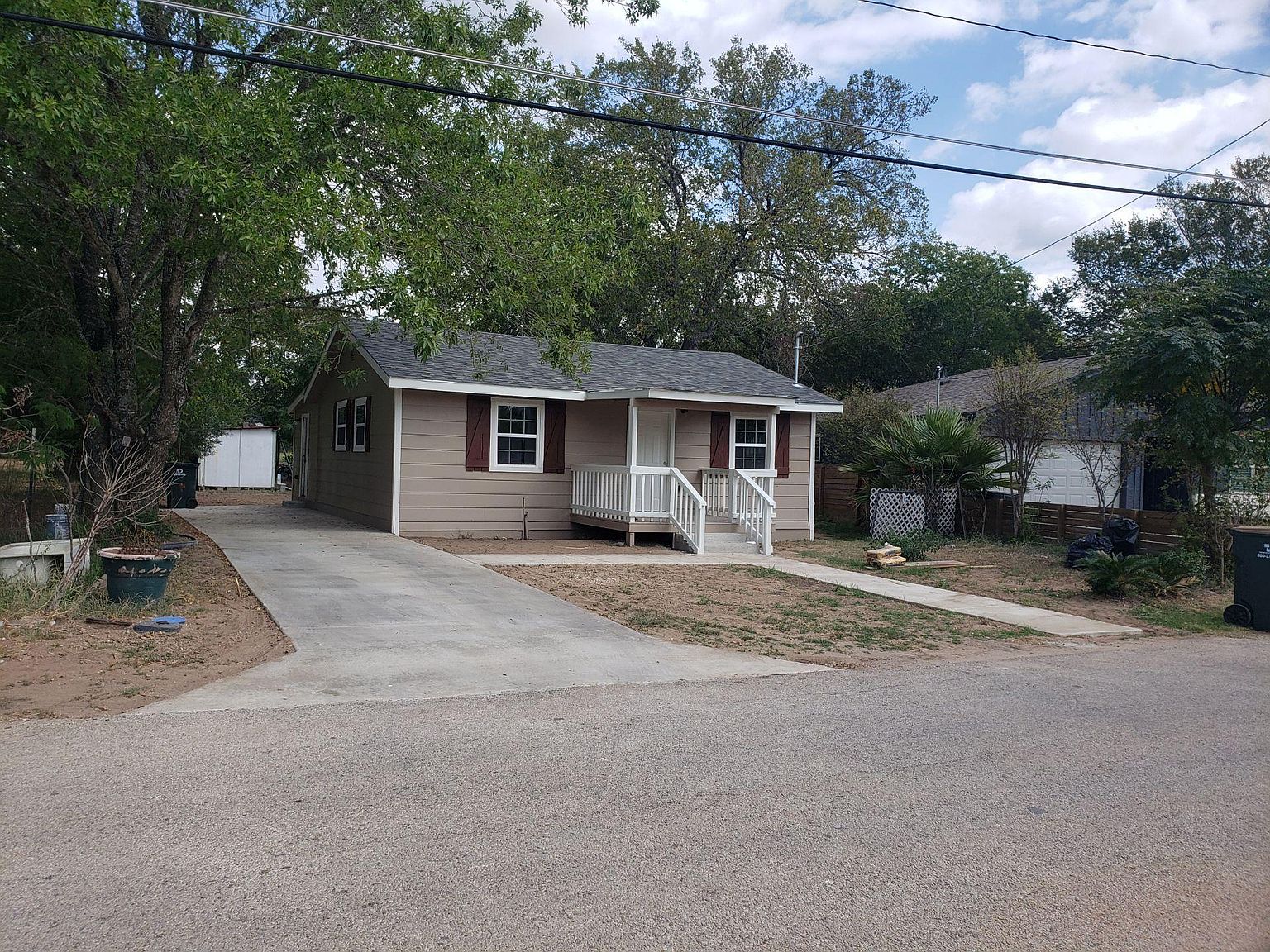 1307 E Fannin St, Luling, TX 78648 Zillow