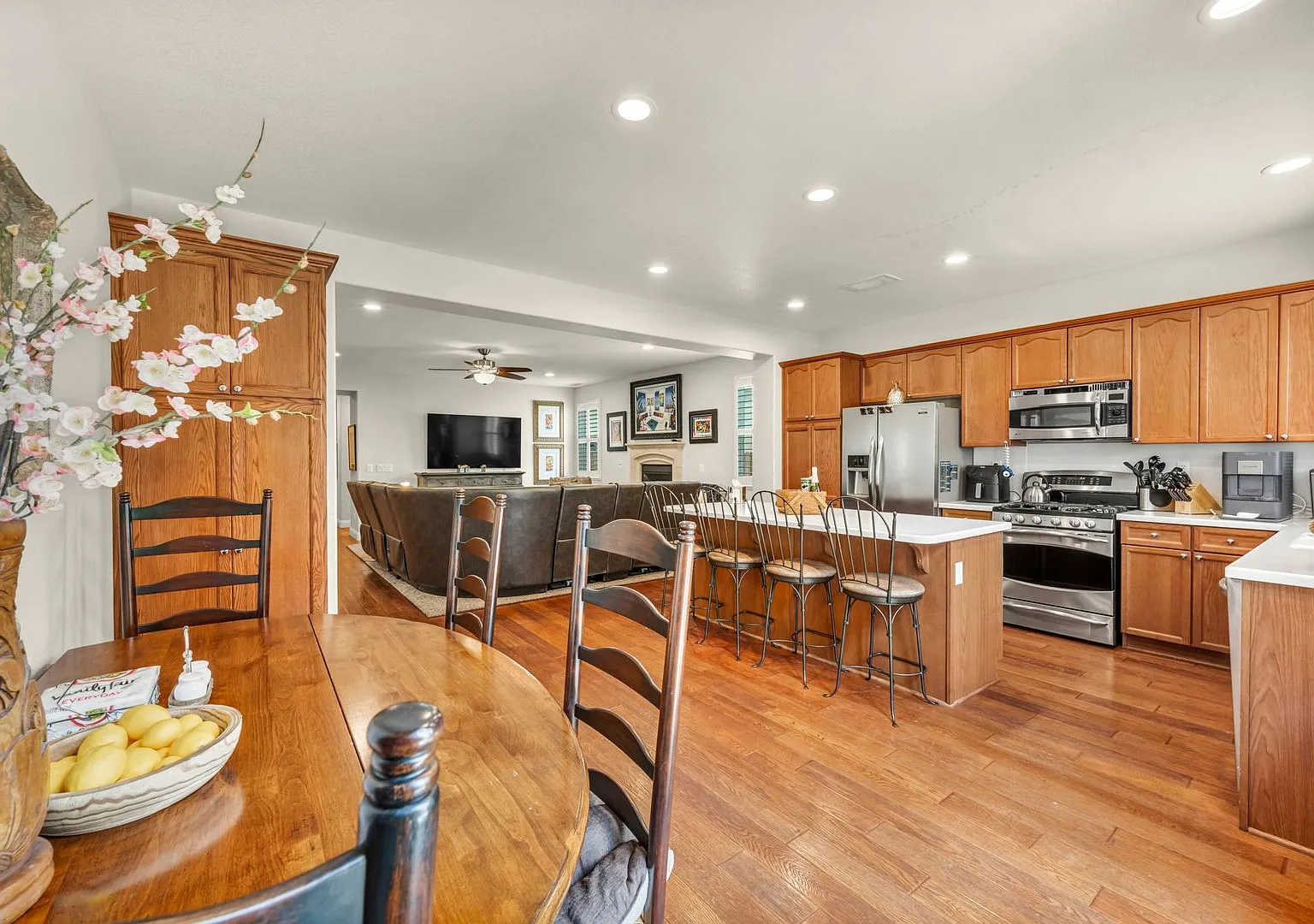 Luxury South Reno Retreat | Fully Furnished + Includes Utilities — Photo 1