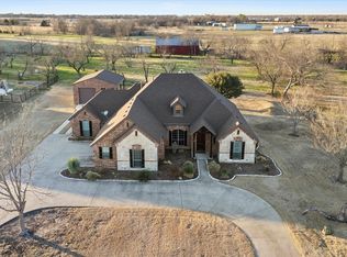 7710 Fall Creek Rd, Terrell, TX 75160