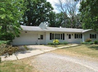 2146 Beechwood Ave, Defiance, OH 43512