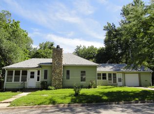 400 Pearl St, Cottonwood Falls, KS 66845