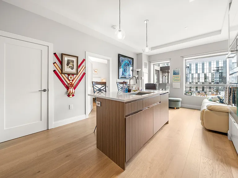 100 Shawmut Ave #811 — Photo 22