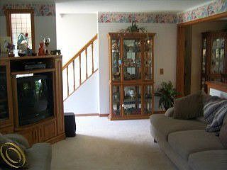 5th image of 650 N Carney Dr