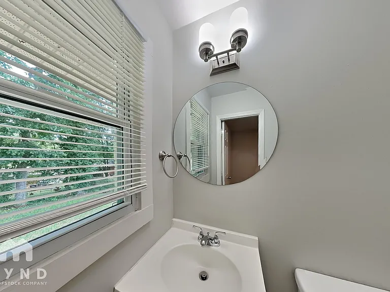 6143 Castle Ct — Photo 12