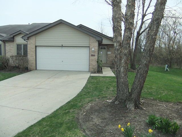 1st image of 16430 Sharon Ct