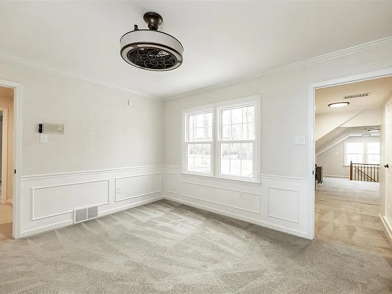 8441 Dogwood Rd — Photo 18