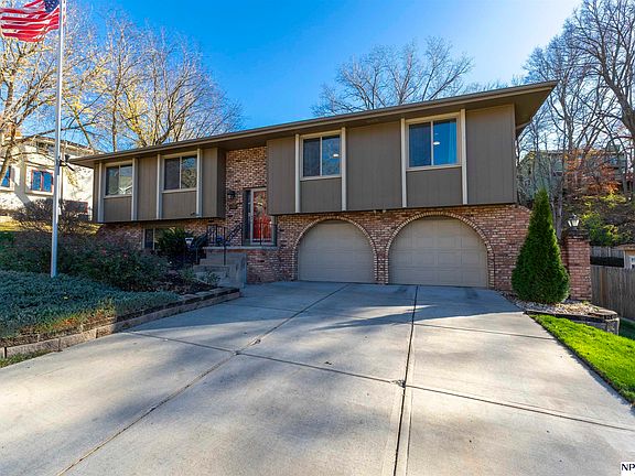 2nd image of 606 N Martin Dr