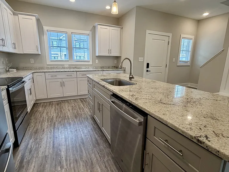 52 Cuddington Ln #1 — Photo 7