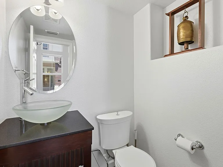 2878 4th St #1402 — Photo 27
