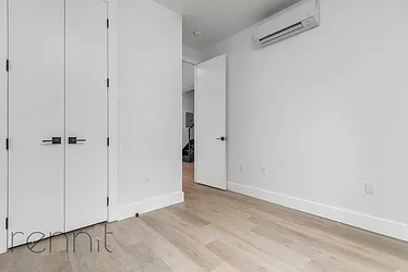 Rented by Rennit Inc.