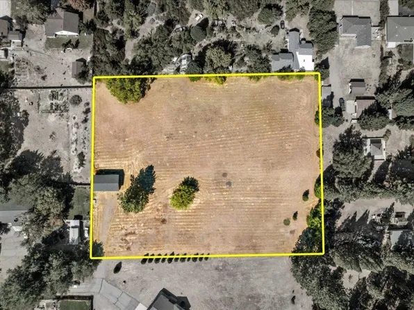 102 Tamsen Way, Mount Shasta, CA 96067