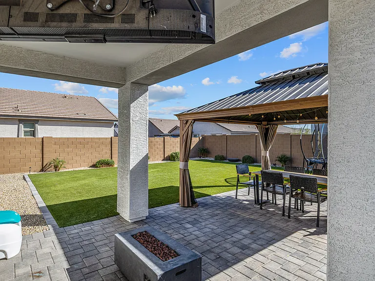 14233 W Cottontail Ln — Photo 14