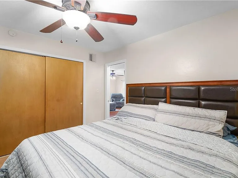 1003 Dora Ave — Photo 6