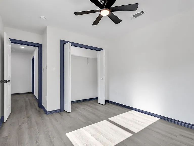 2 Maxwell St #B — Photo 6