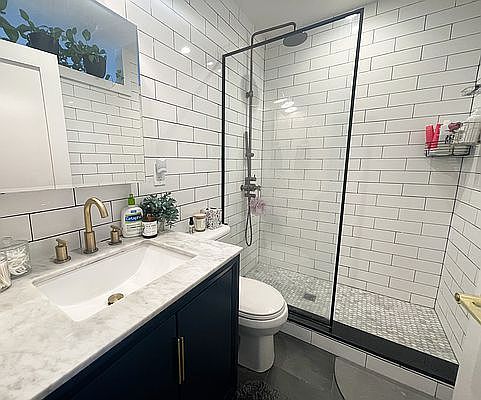 4th image of 25-18 32nd St #6