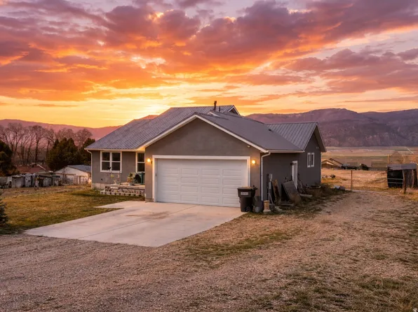 497 N 200 W, Moroni, UT 84646