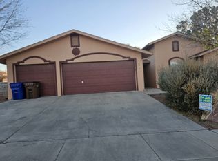 676 Cedardale Loop, Las Cruces, NM 88005