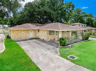 618 Sycamore St, Hahnville, LA 70057