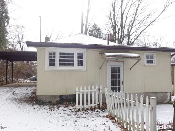 206 Lakota Ave, Coventry Township, OH 44319