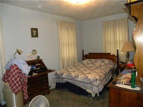 5th image of 12108 W Bancroft St