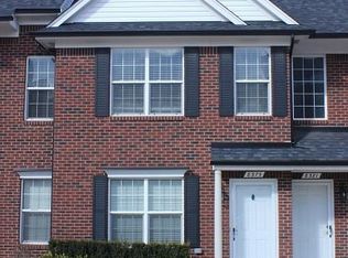 8381 Williamstown Dr, Shelby Township, MI