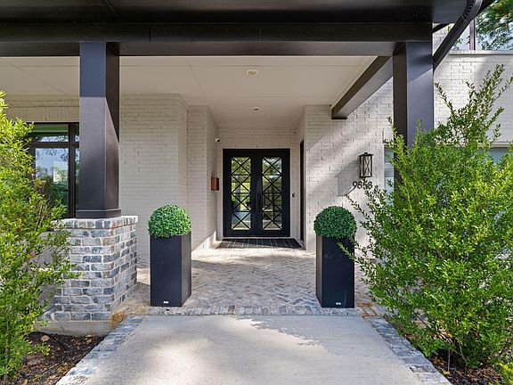 3rd image of 9858 Briarwild Ln