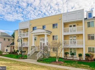 4113 S Four Mile Run Dr UNIT 201, Arlington, VA 22204