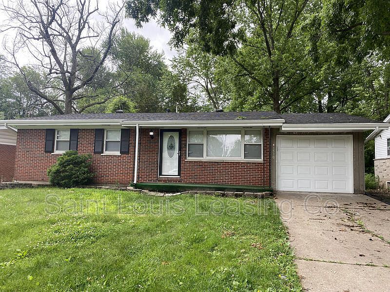 1st image of 1510 Reale Ave