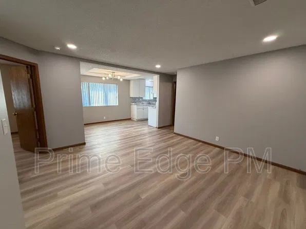 4615 Prescott Ave #1535, Lincoln, NE 68506