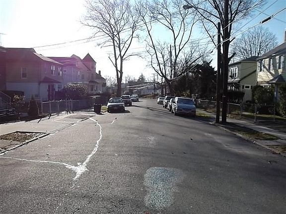 4th image of 626 S 8th Ave