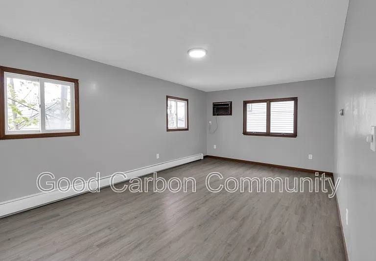248 Oliver St #2 — Photo 8