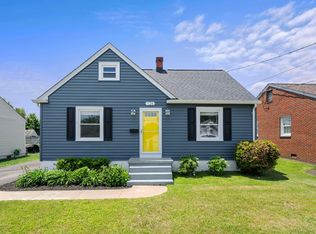 126 Ridgeway St, Fredericksburg, VA 22401