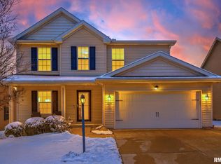 2515 W Sesame St, Dunlap, IL 61525