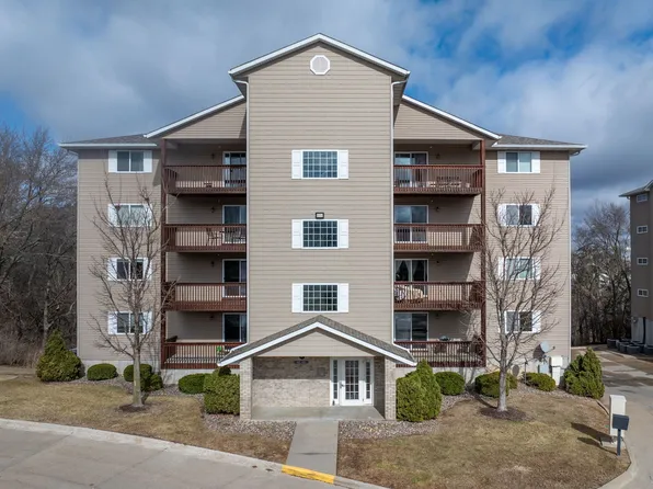 4189 Creek Hill Dr #89, Bettendorf, IA 52722