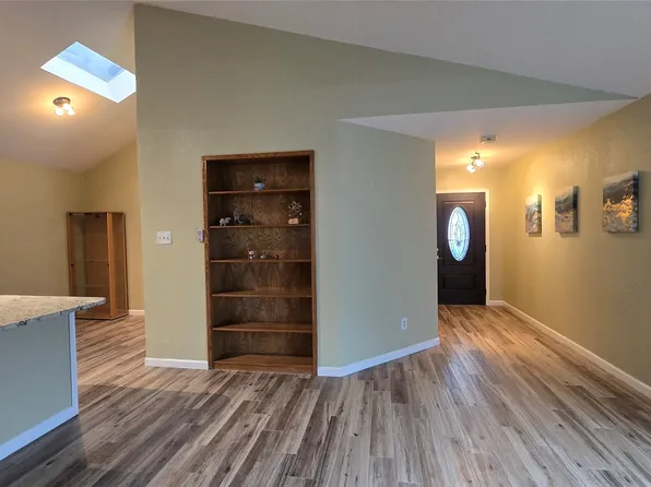 3110 Big Oaks Dr, Garland, TX 75044