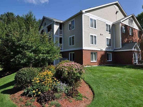 1st image of 3 Timberwood Dr