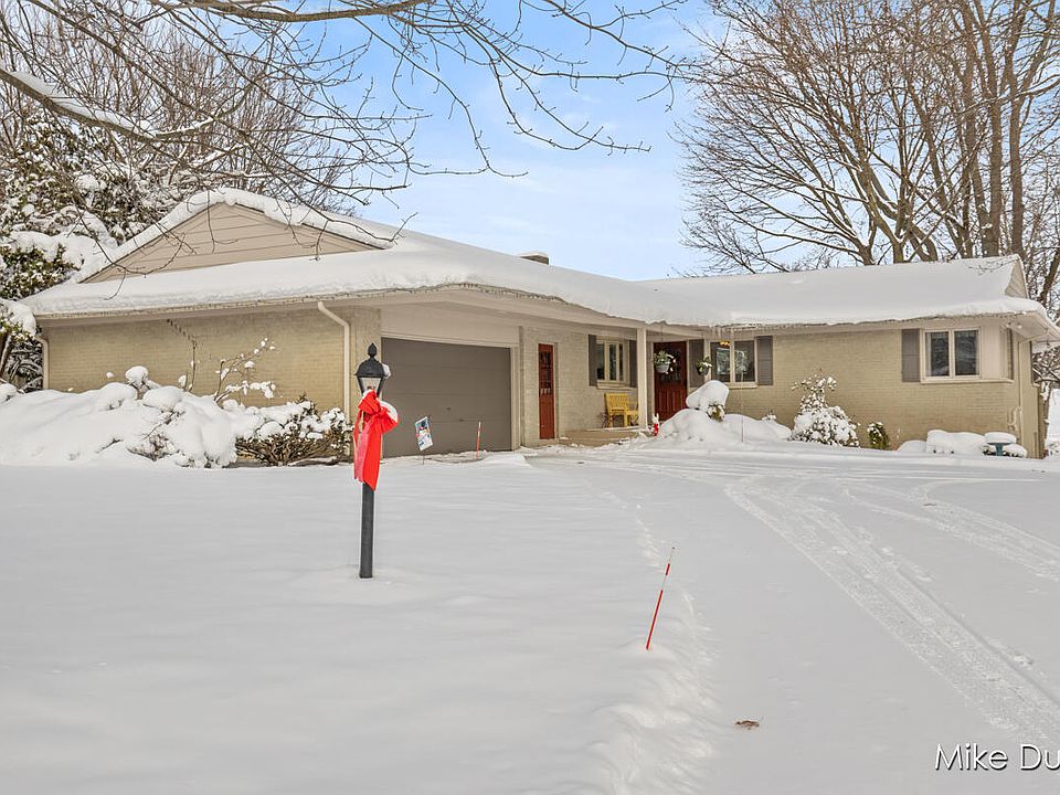 1st image of 286 Shore Haven Dr SE