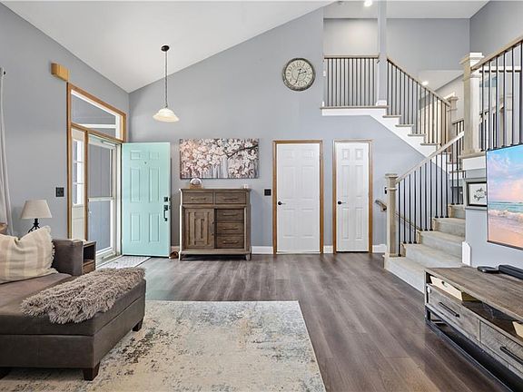 2nd image of 1513 Colt Cir