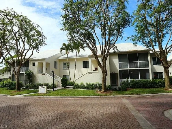 765 Willowbrook Dr APT 1503, Naples, FL 34108